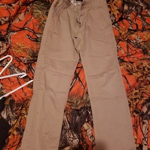 Kakhi pants